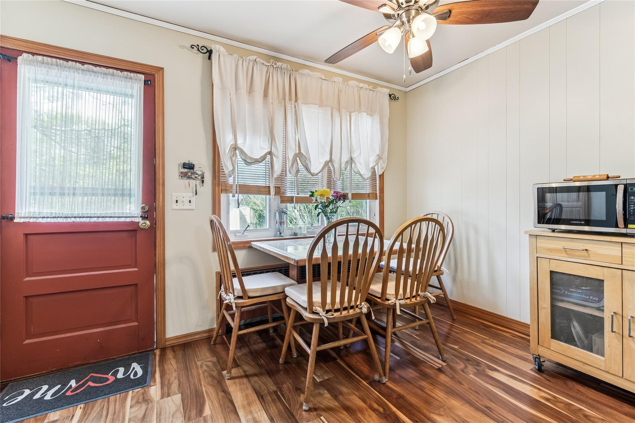106 Roosevelt Avenue, Sayville, New York image 28