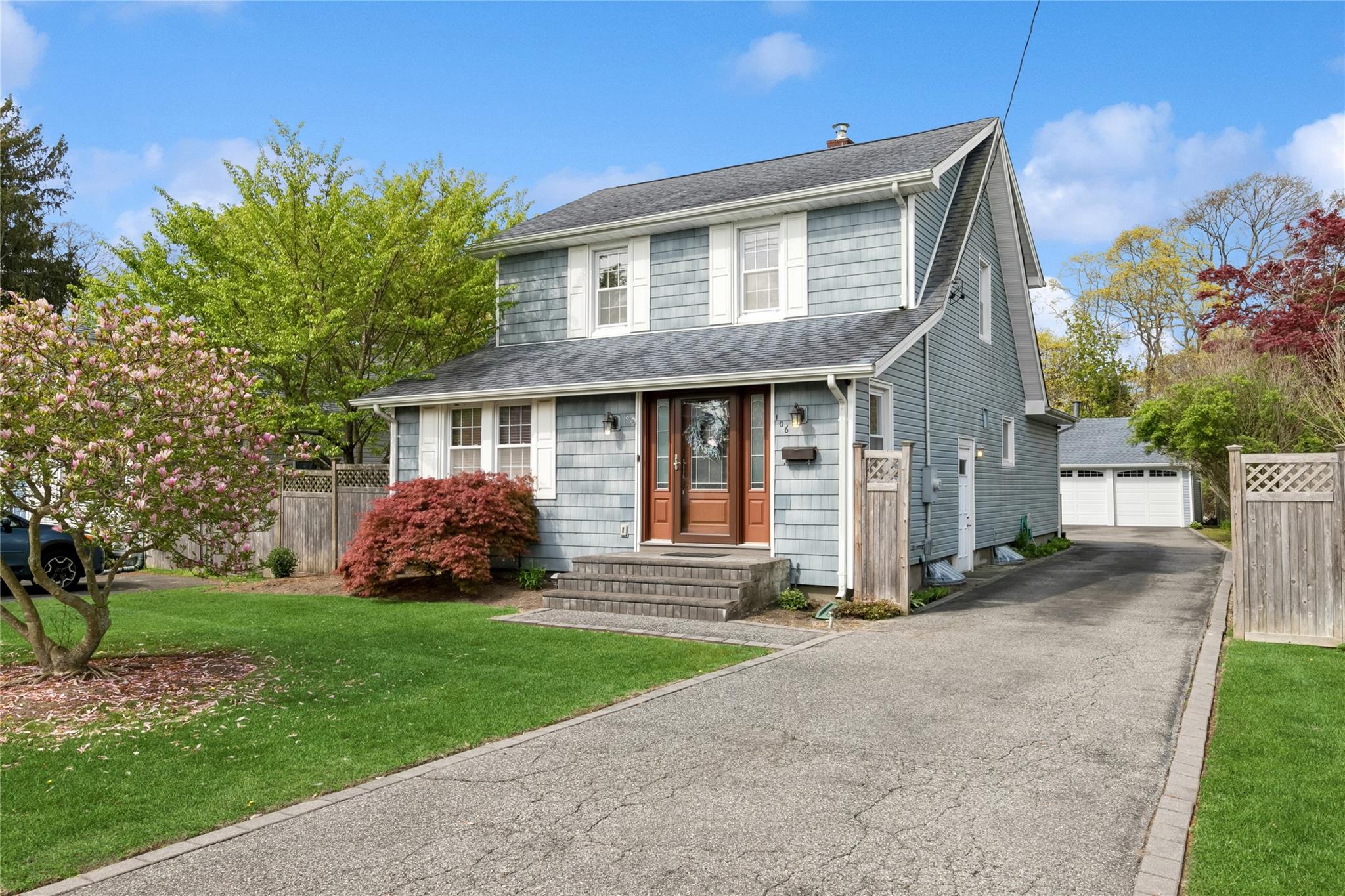 106 Roosevelt Avenue, Sayville, New York image 4