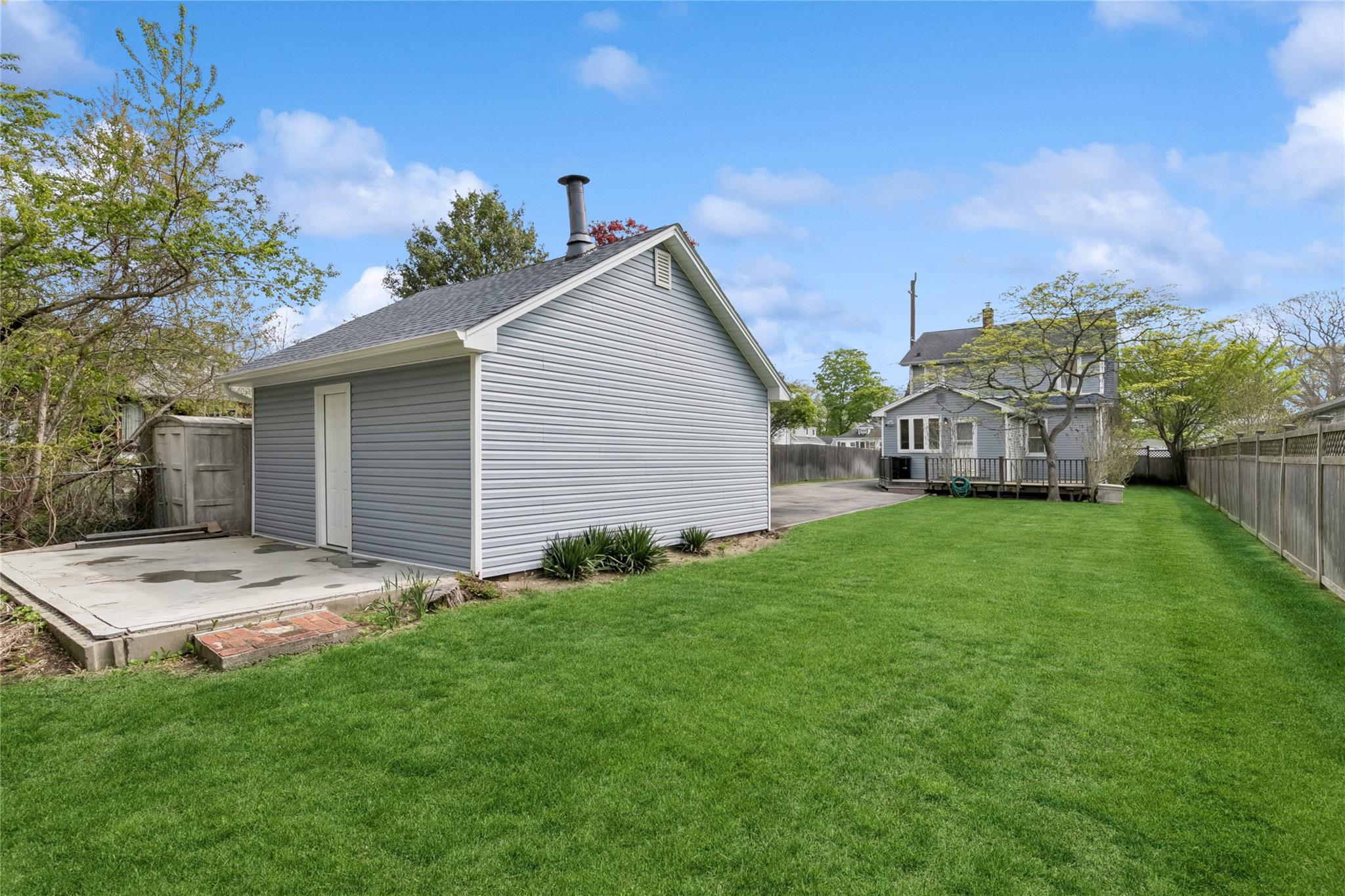 106 Roosevelt Avenue, Sayville, New York image 10