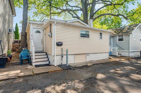 MLS: 860755
