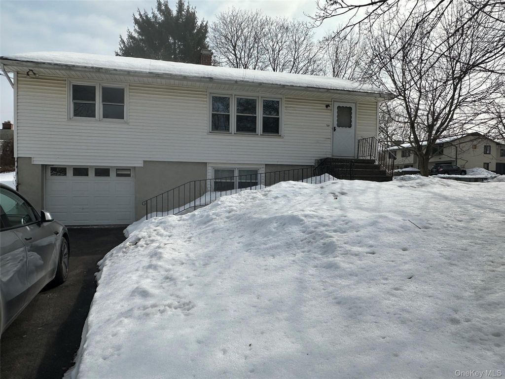 Photo of 77 Melrose Avenue, New Windsor, NY 12553 (MLS # 962013)