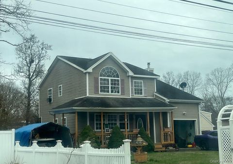 52 Arpage Drive E, Shirley, NY 11967 - MLS#: 853562