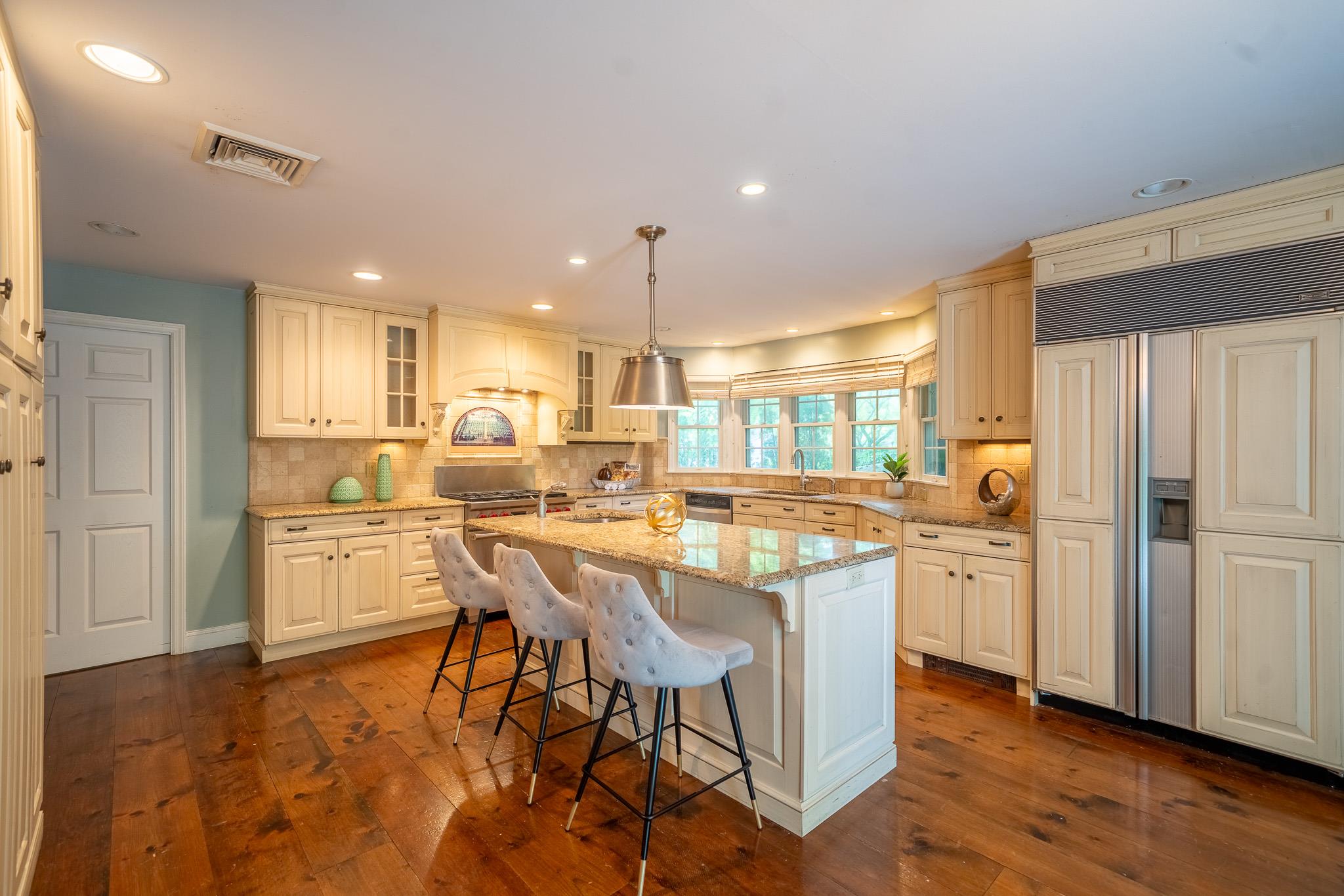 10 Hickory Lane, Glen Cove, New York image 10