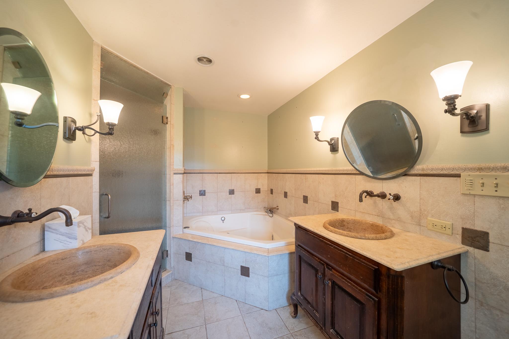 10 Hickory Lane, Glen Cove, New York image 19