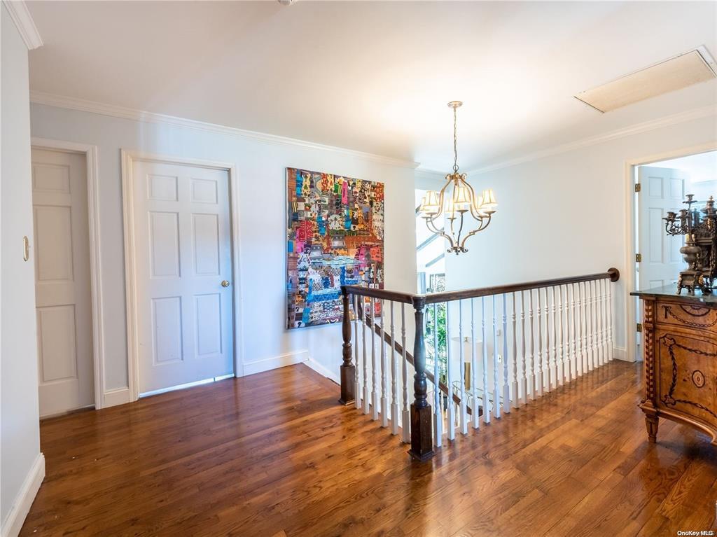10 Hickory Lane, Glen Cove, New York image 19