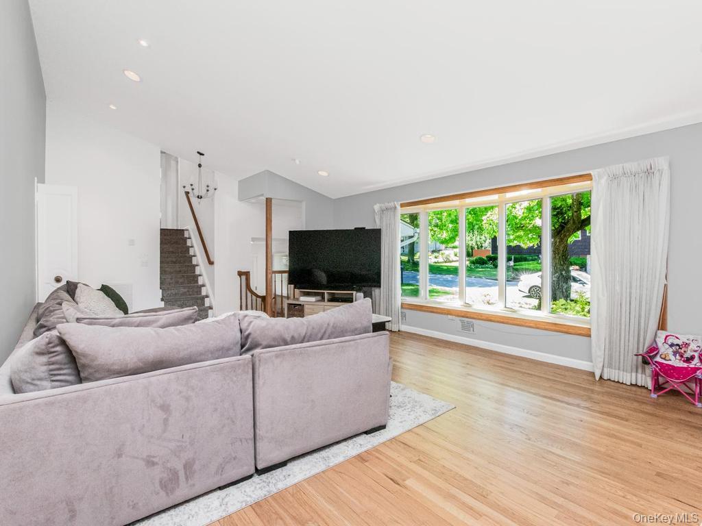 36 Balmoral Crescent