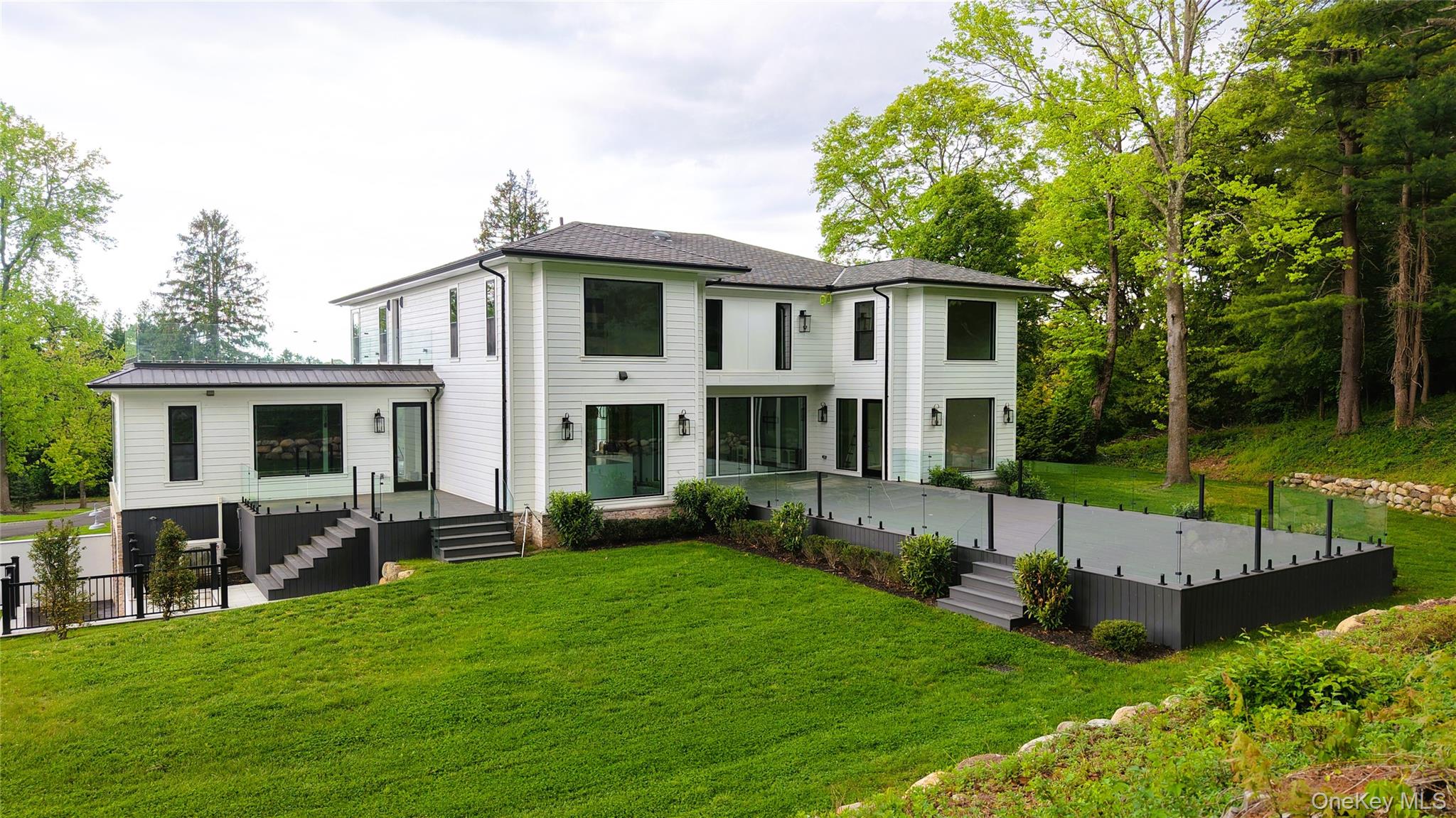 28 Rolling Hill Road