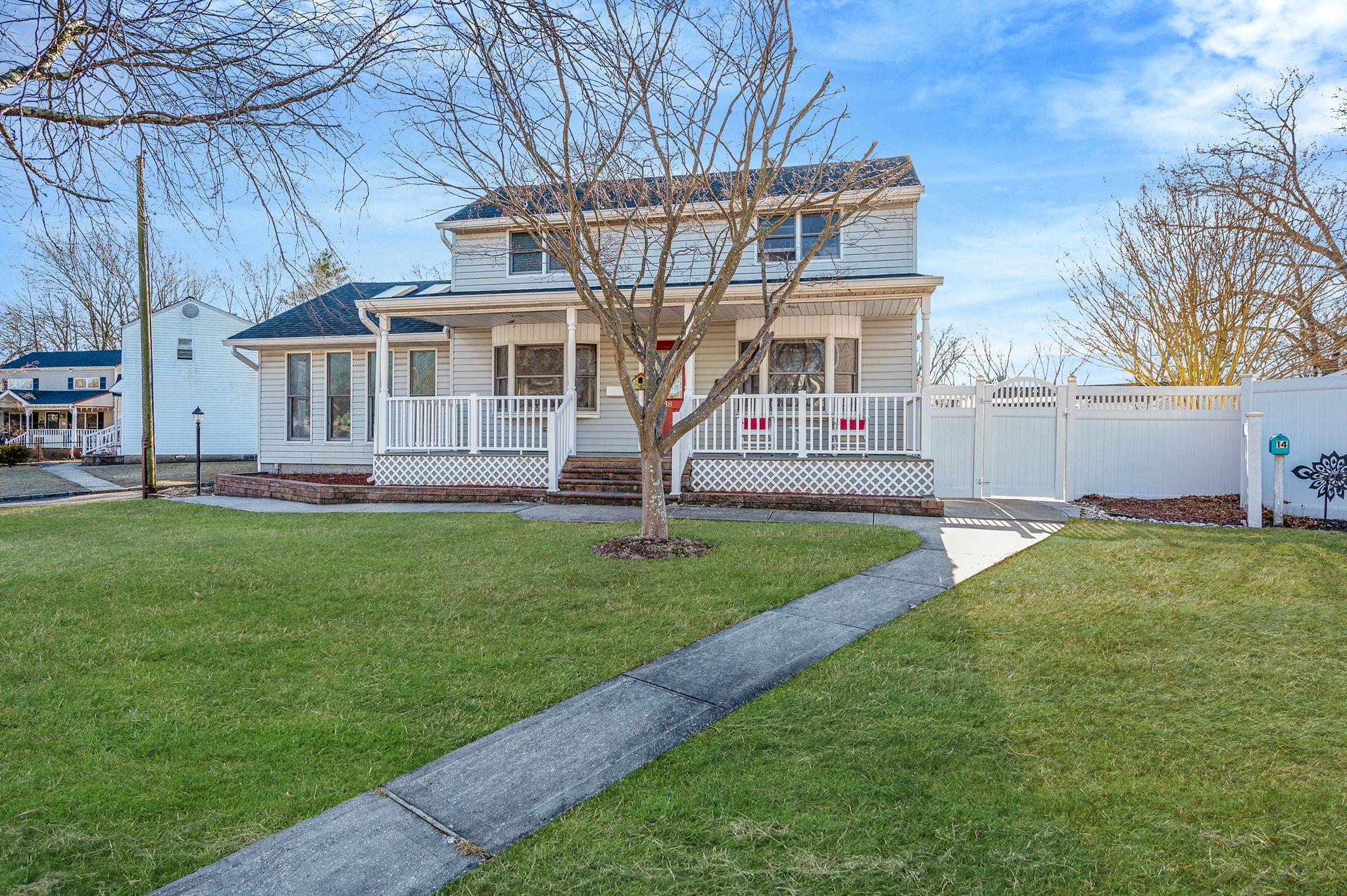 18 Wagon Lane, Centereach, New York image 3