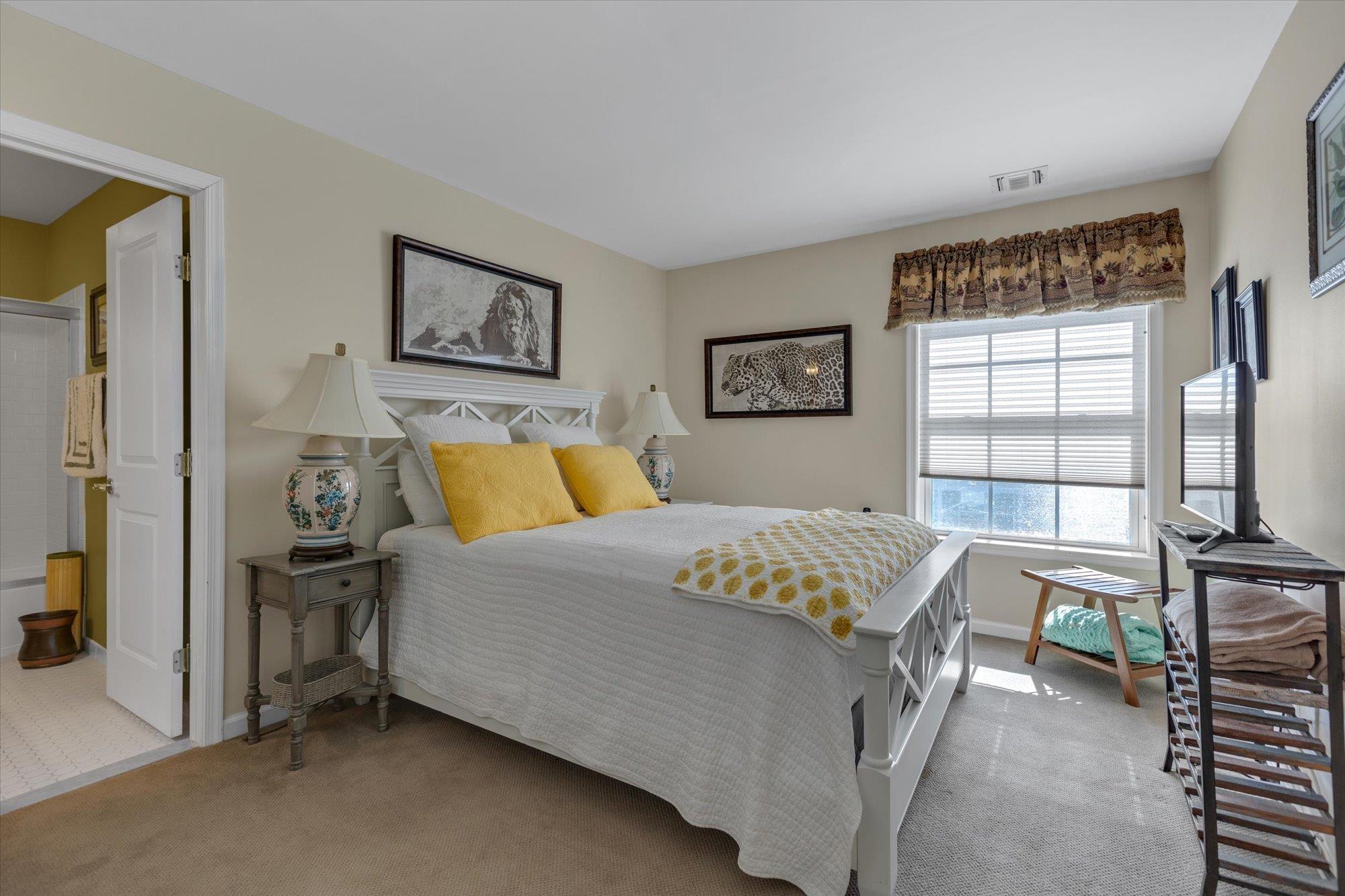 25 Durham Lane, Bayport, New York image 16