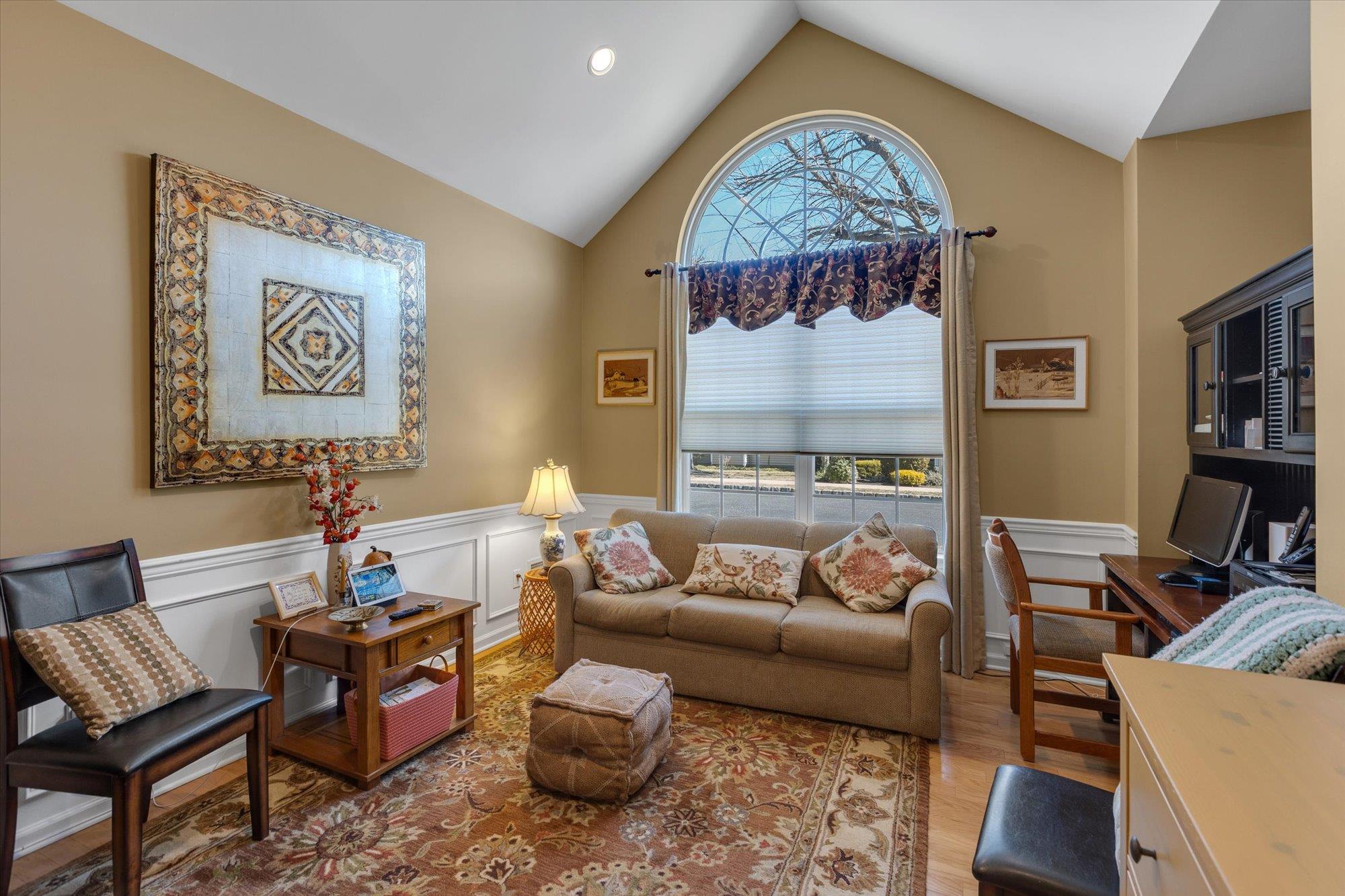 25 Durham Lane, Bayport, New York image 13