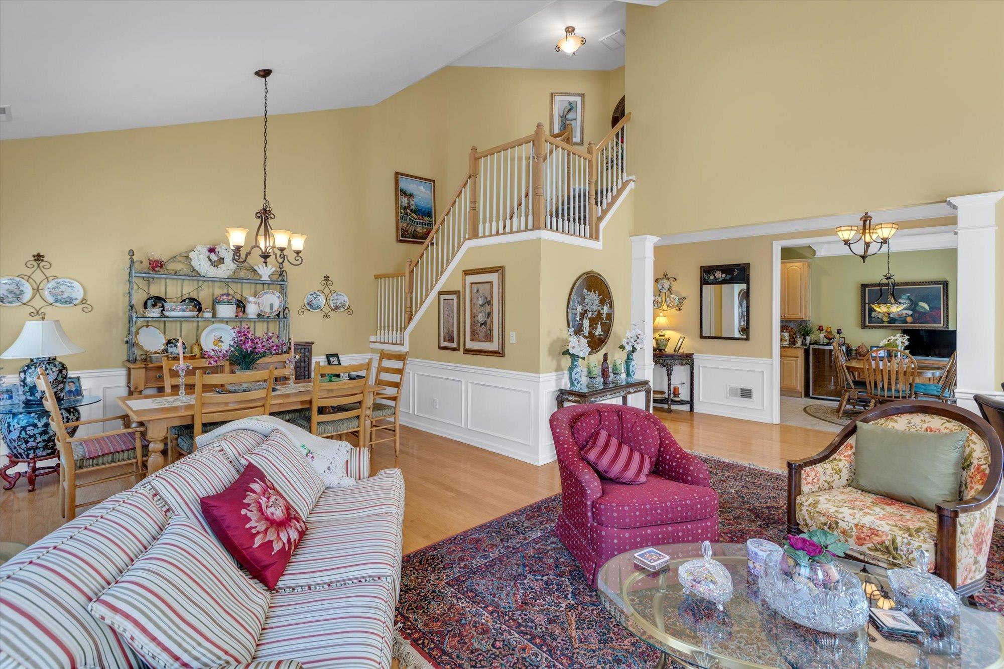 25 Durham Lane, Bayport, New York image 8