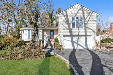 Homes For Sale - 10 Sycamore Road<br/> Glen Cove, NY 11542