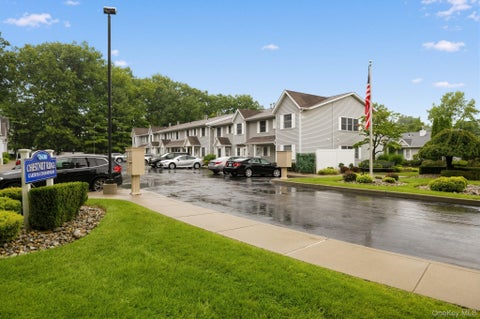 Condo For Sale - 292 Hubert Humphrey Drive<br/> Rockland County, Spring Valley, NY 10977