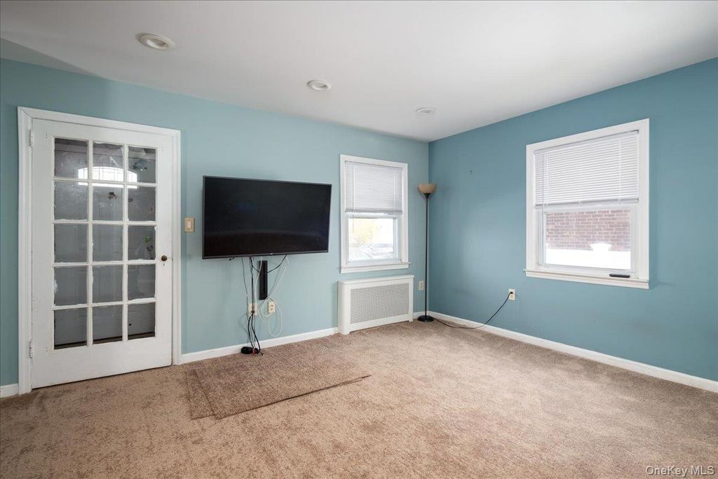 Photo of 48 Hommell Street, Valley Stream, NY 11580 (MLS # 995024)