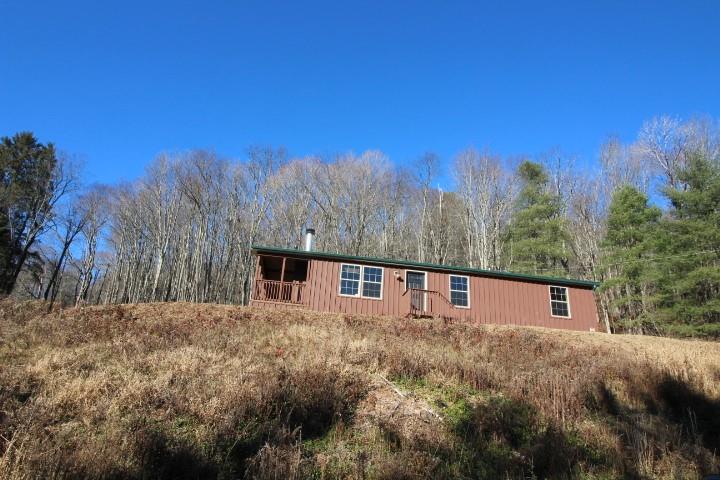 91 White Roe Lake Road, Livingston Manor, New York image 1