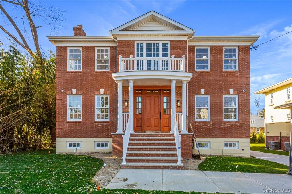 Photo of 233-17 38th Drive, Douglaston, NY 11363 (MLS # 951089)