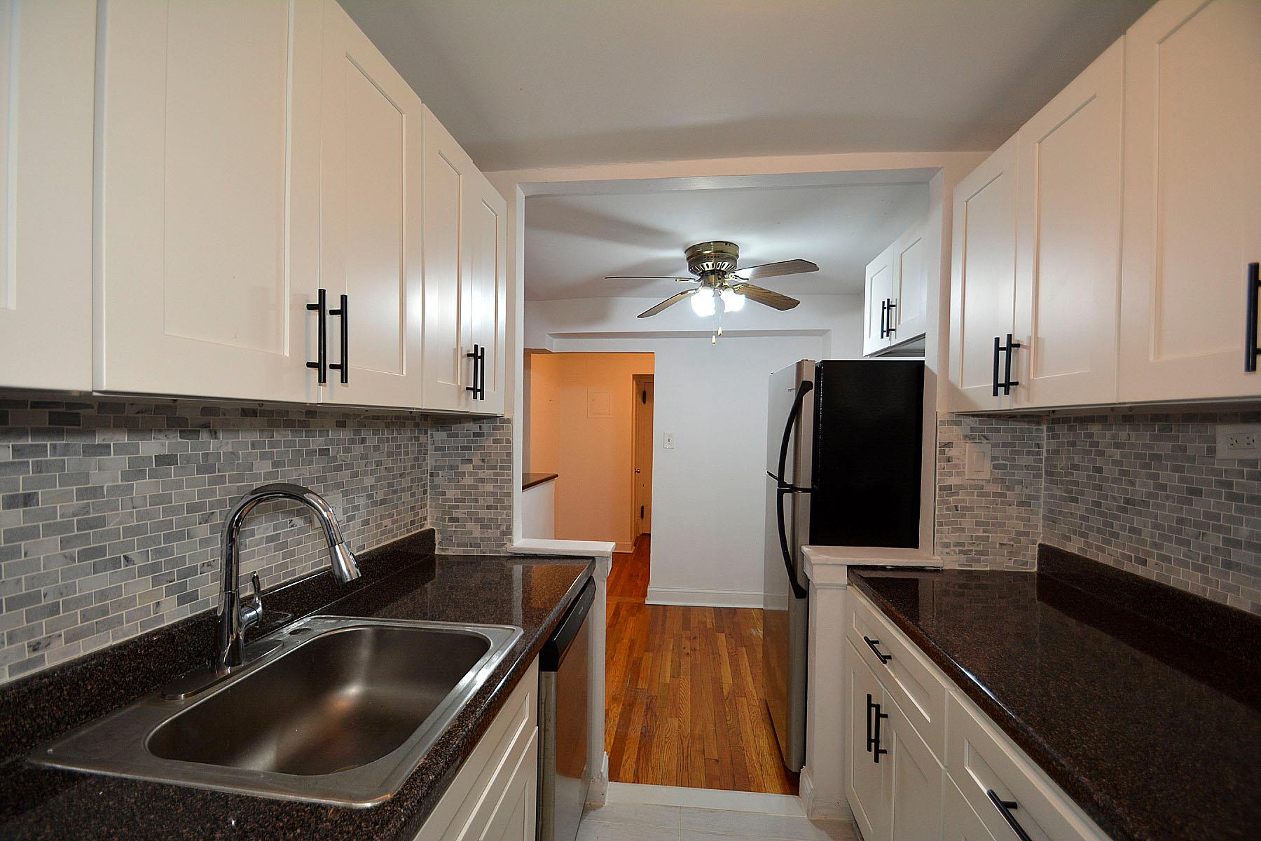 67-12 Yellowstone Blvd Blvd #B11, Forest Hills, New York image 12