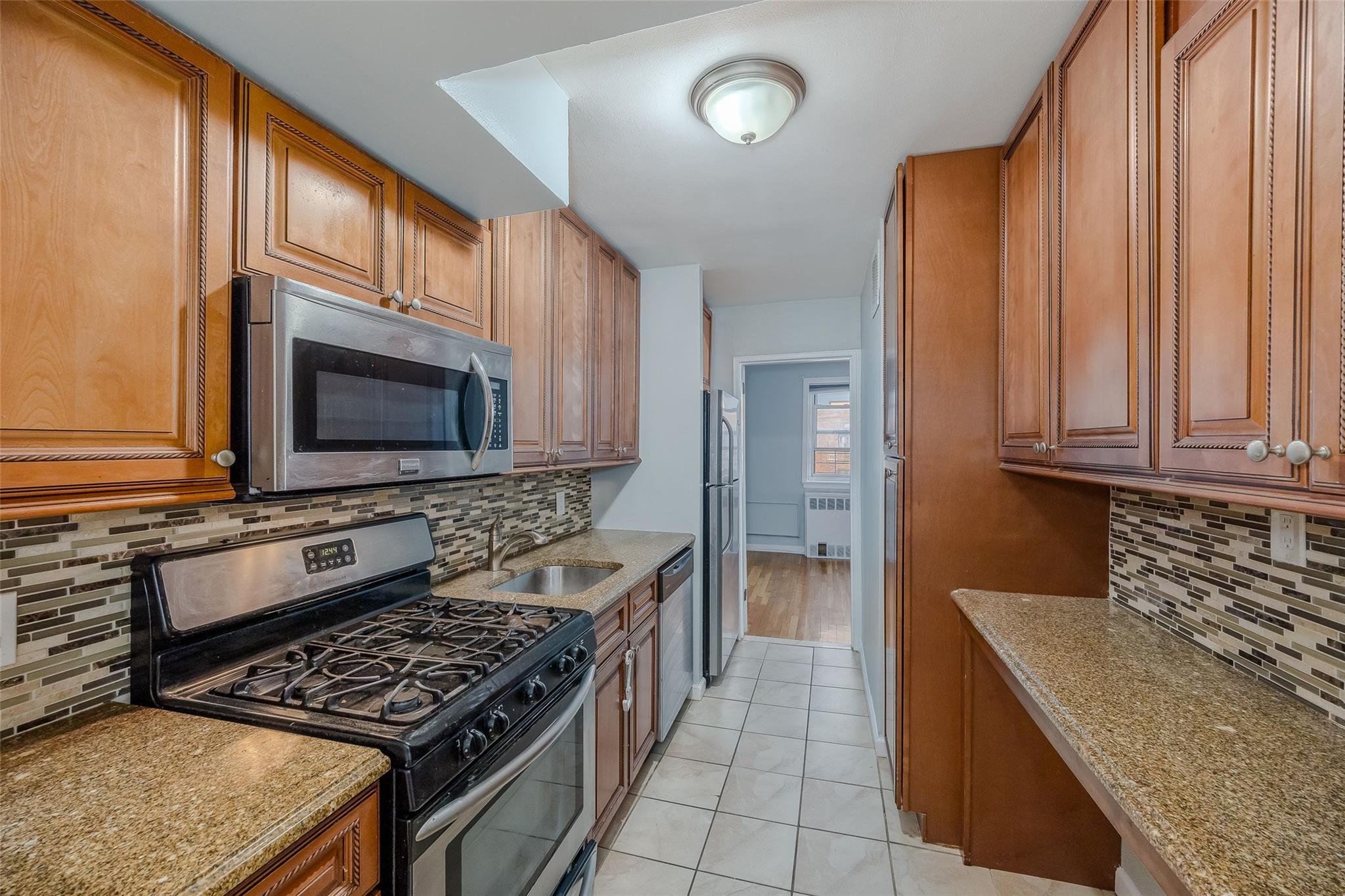 88-25 155 Avenue #6L, Howard Beach, New York image 30