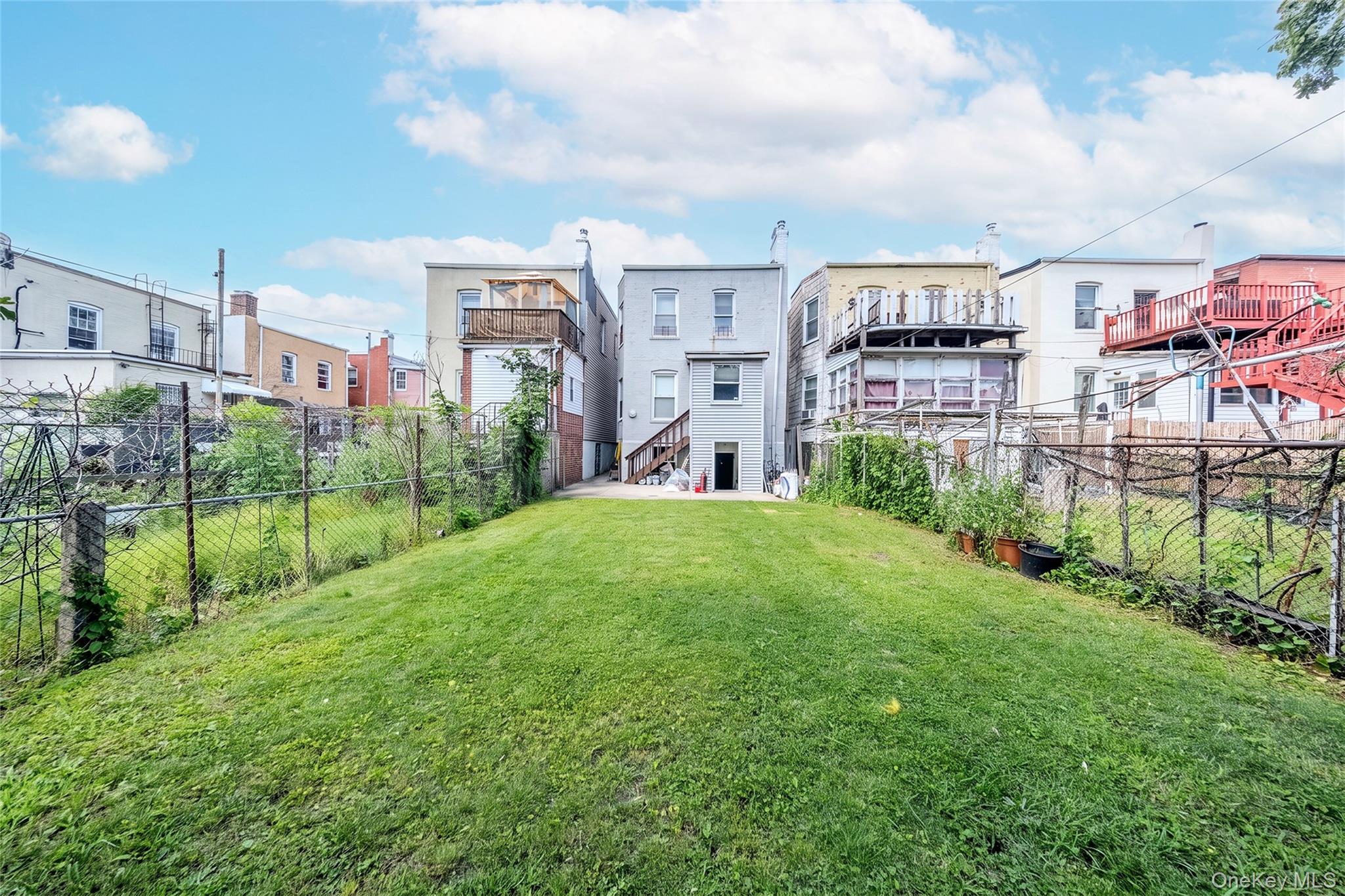 2512 Maclay Avenue - Photo 3