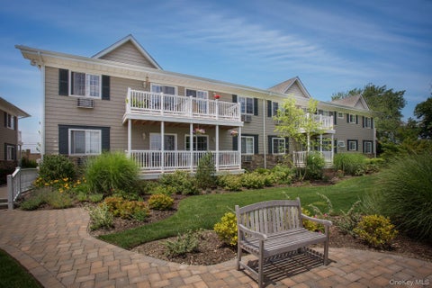 Apartment For Rent - 9 Willowbrook Road #10A<br/> Suffolk County, Bay Shore, NY 11706