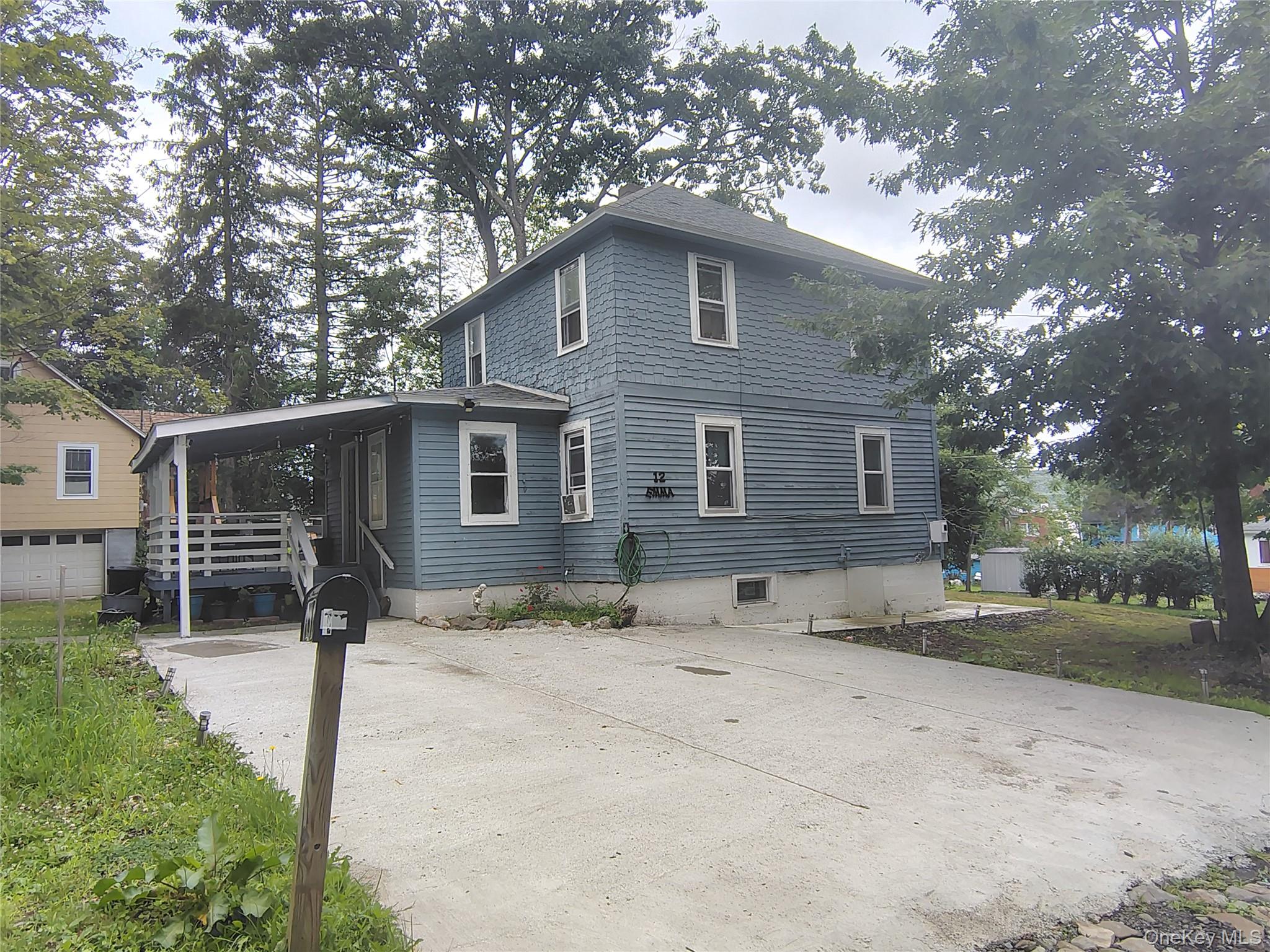 12 Emma Street