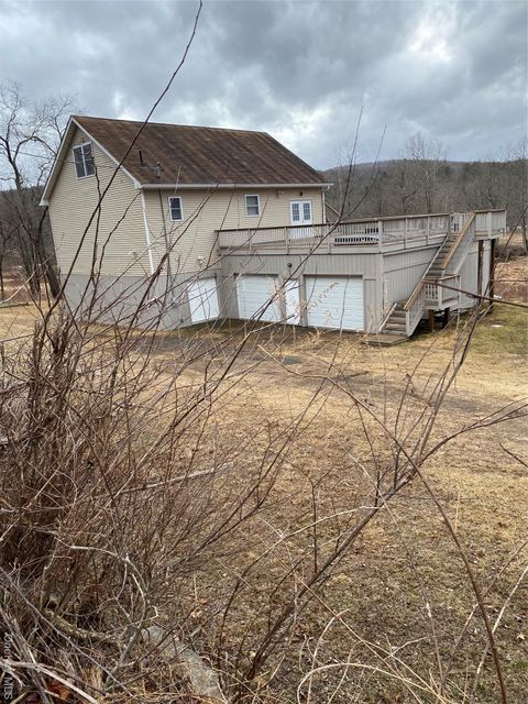 Homes For Sale - 325 Hasbrouck Road<br/> Woodbourne, NY 12788