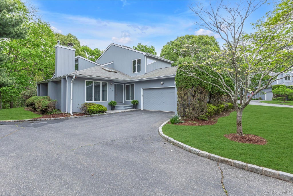 Photo of 6 Gerriet Court, Northport, NY 11768 (MLS # 1057543)