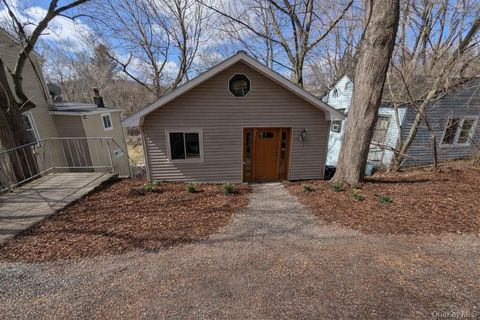 Homes For Sale - 109 Putnam Drive<br/> Putnam County, Carmel, NY 10512