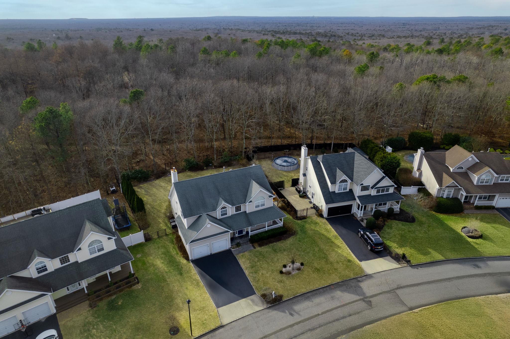 50 Oceanview Boulevard, Manorville, New York image 26