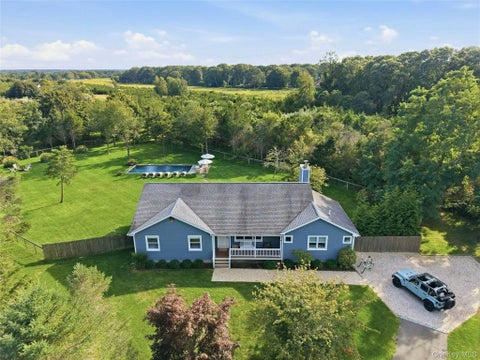 Homes For Sale - 2737 Rocky Point Road<br/> East Marion, NY 11939