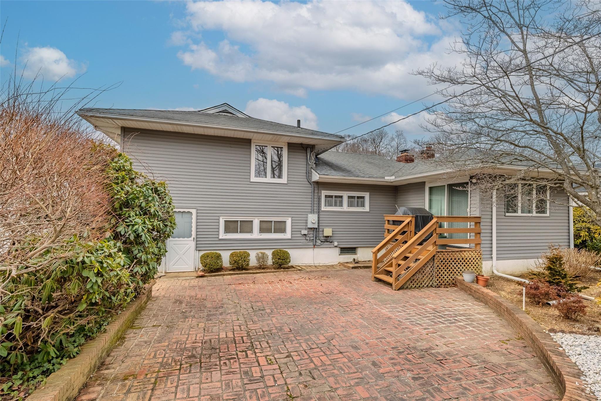 719 Richmond Road, East Meadow, New York image 36