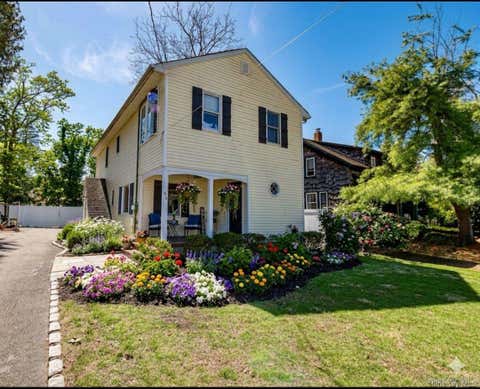 Homes For Sale - 54 Westfield Drive<br/> Centerport, NY 11721