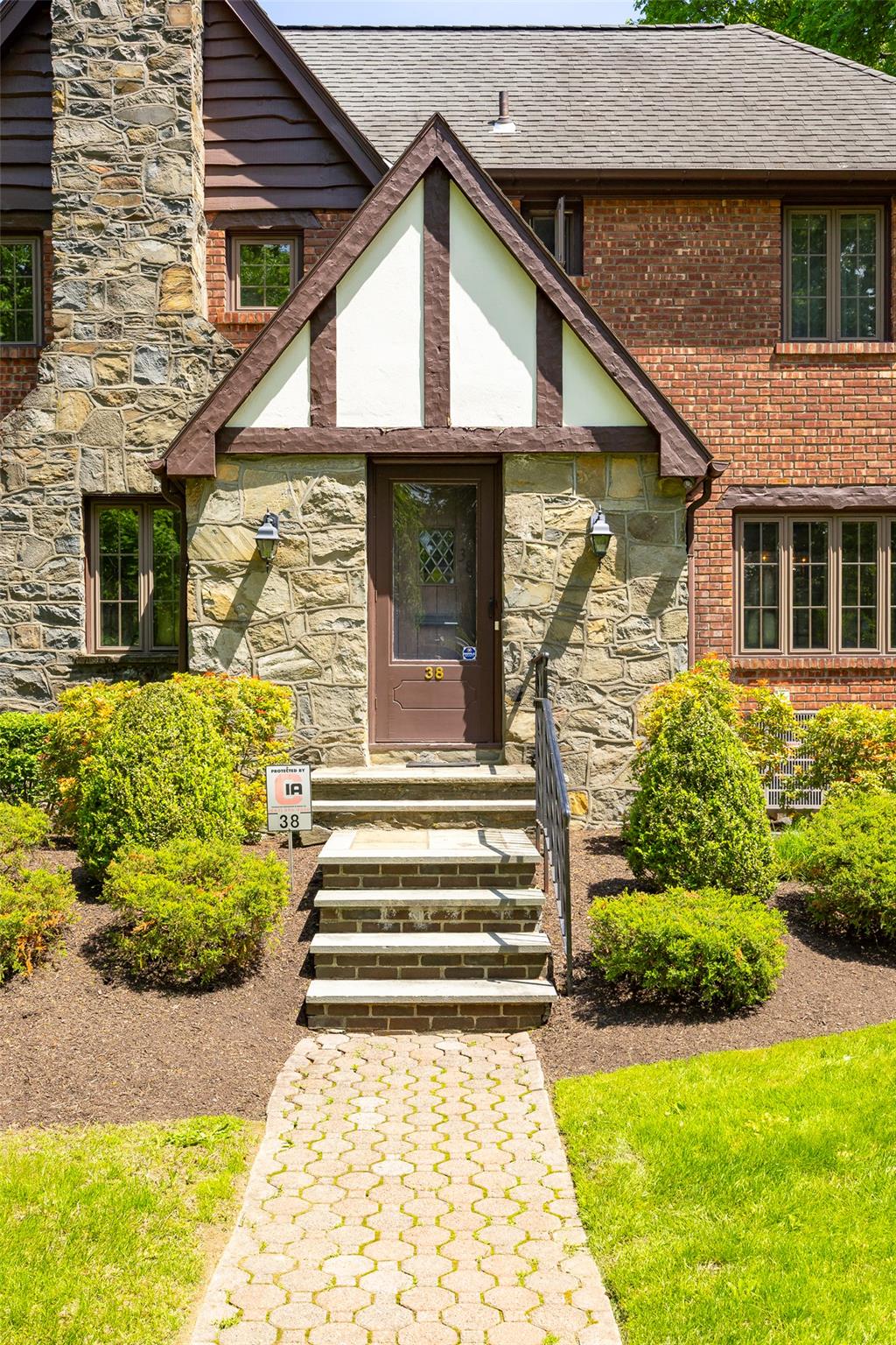 38 Loockerman Avenue, Poughkeepsie, New York image 4