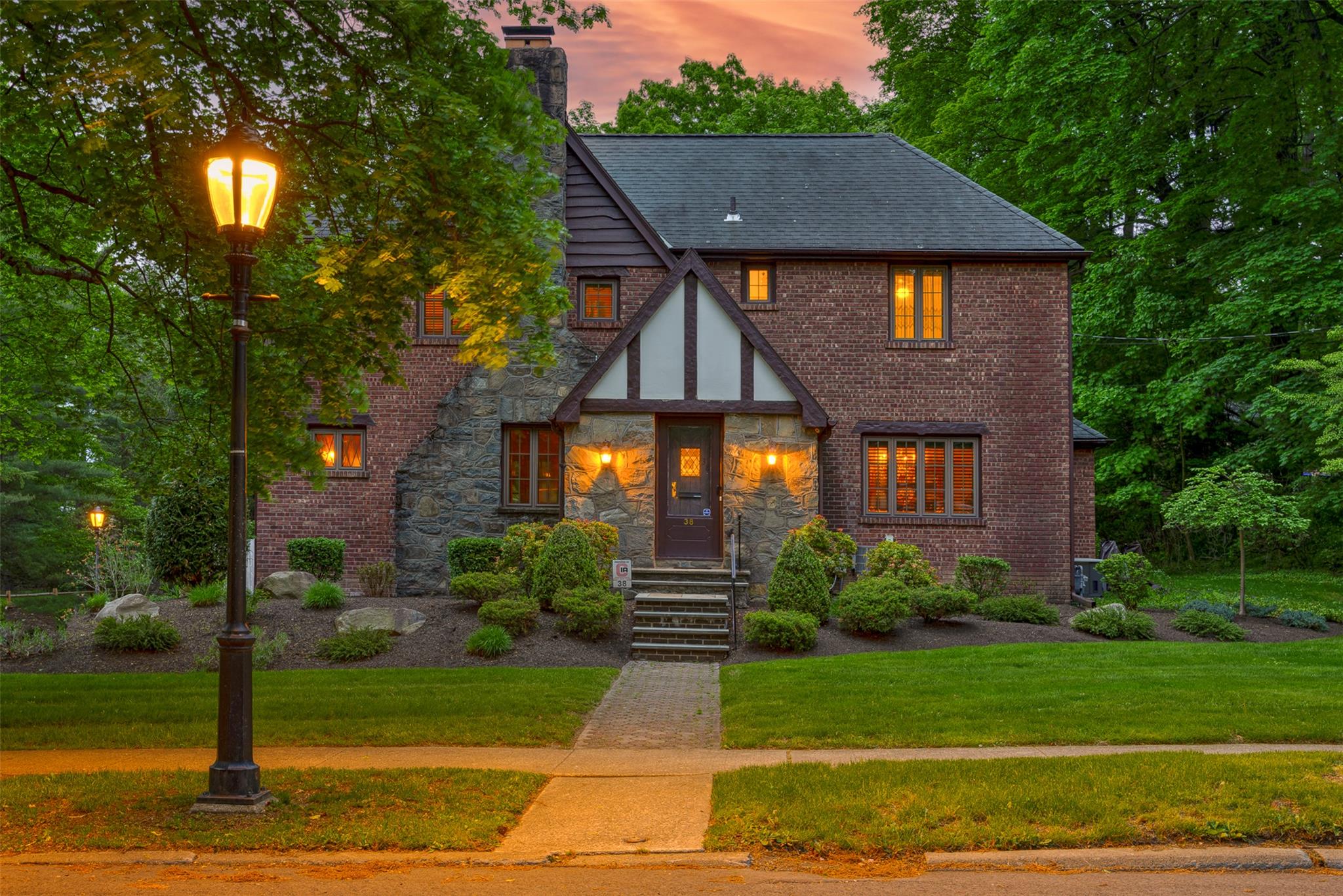 38 Loockerman Avenue, Poughkeepsie, New York image 3