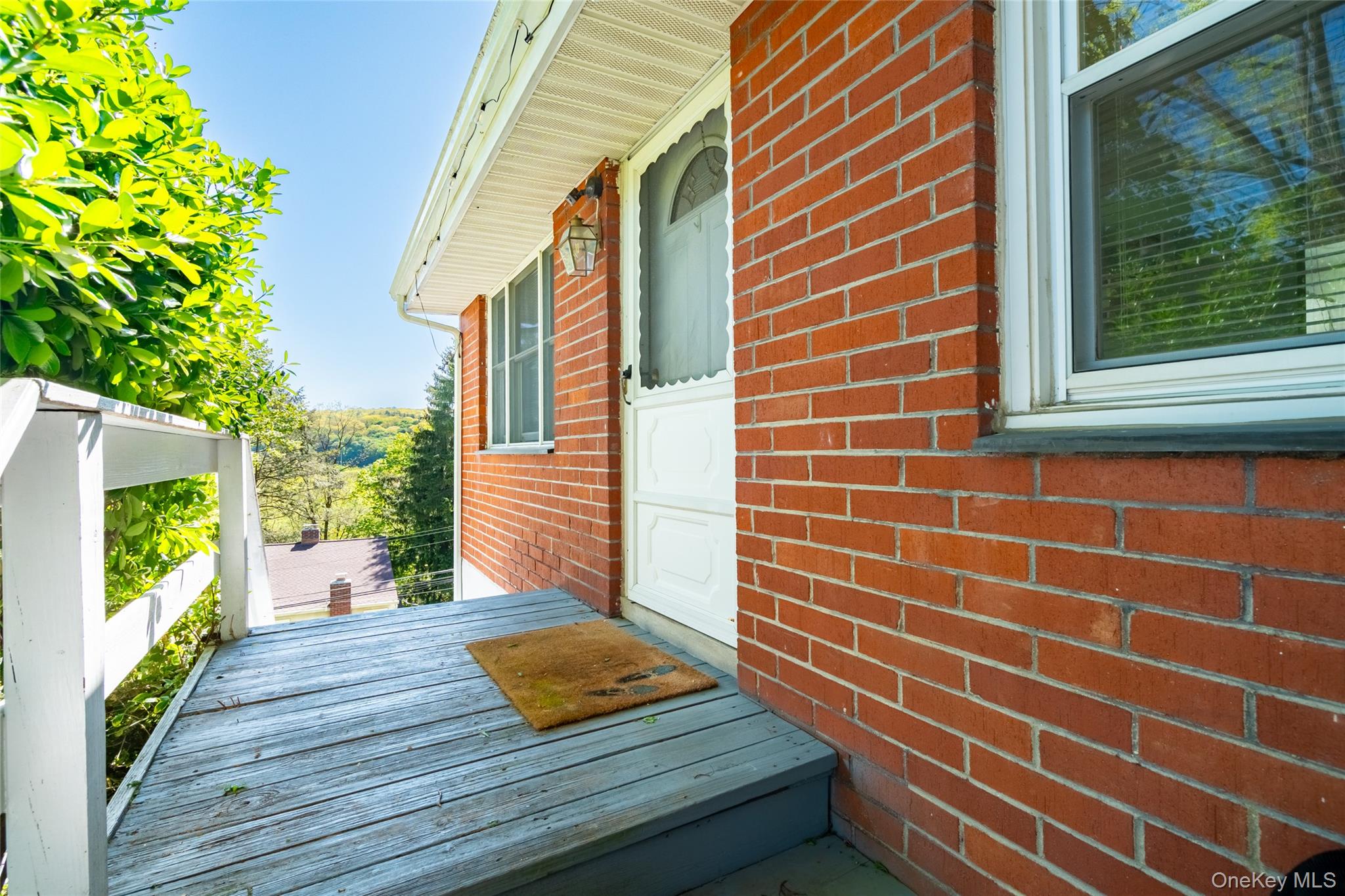 25 Hillside Avenue