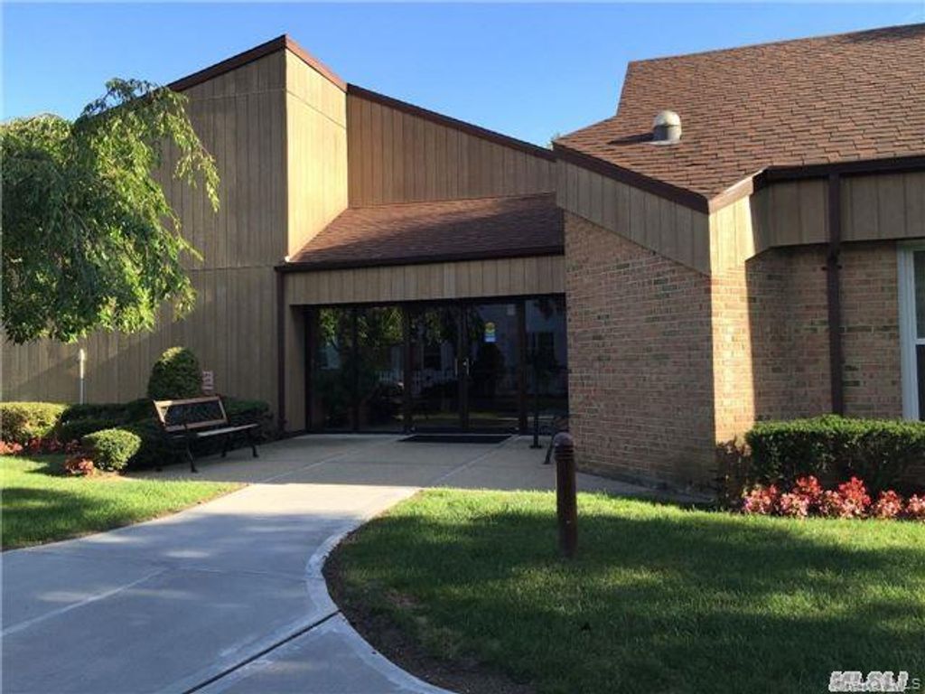 Photo of 71 Revere Drive, Sayville, NY 11782 (MLS # 963805)