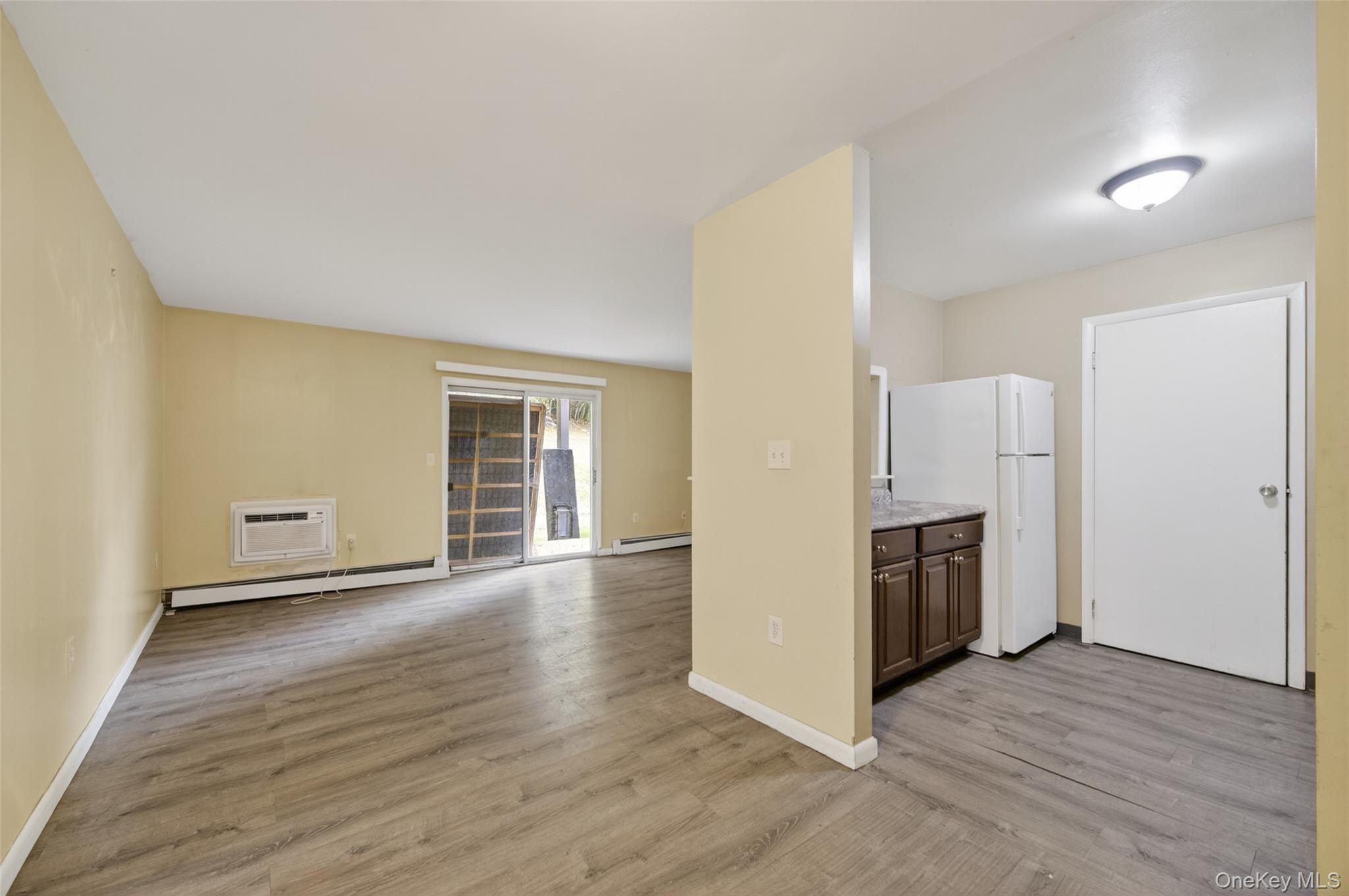 Middletown, New York 10940, United States, 2 Bedrooms Bedrooms, ,2 BathroomsBathrooms,Residential,Active,218283