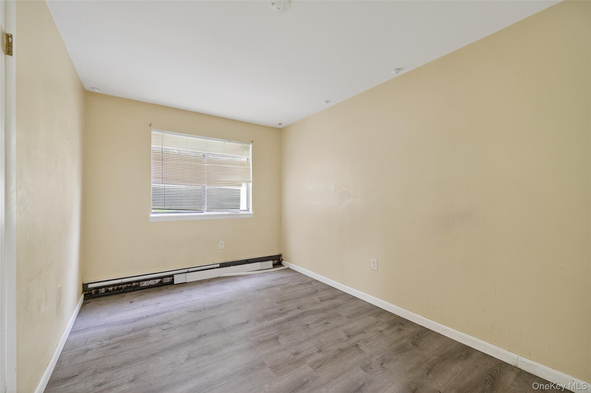 Middletown, New York 10940, United States, 2 Bedrooms Bedrooms, ,2 BathroomsBathrooms,Residential,Active,218283