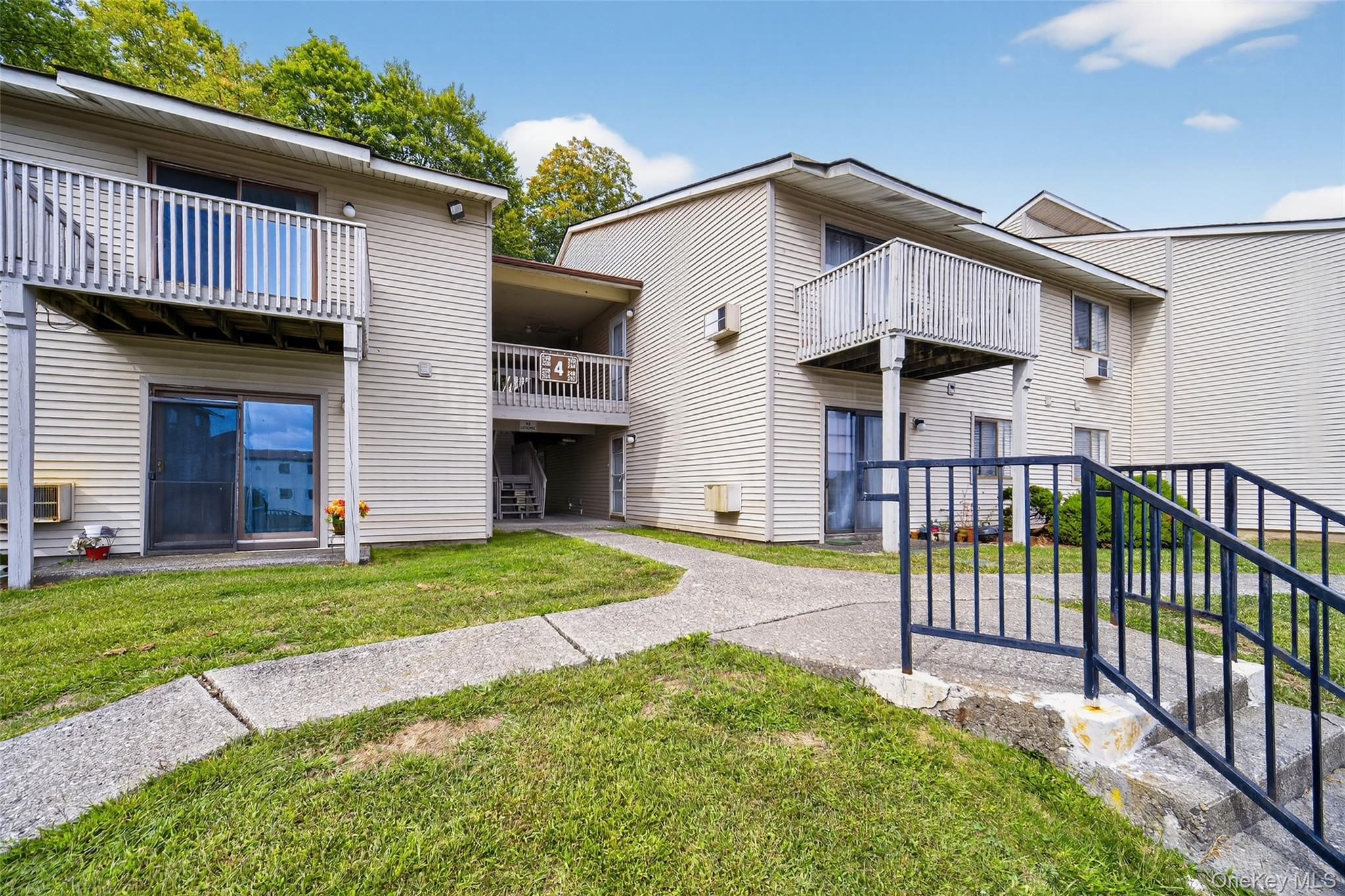 Middletown, New York 10940, United States, 2 Bedrooms Bedrooms, ,2 BathroomsBathrooms,Residential,Active,218283