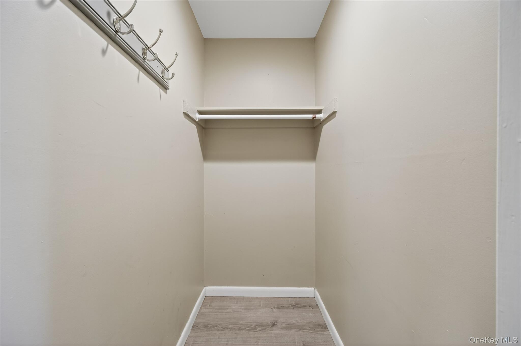 Middletown, New York 10940, United States, 2 Bedrooms Bedrooms, ,2 BathroomsBathrooms,Residential,Active,218283