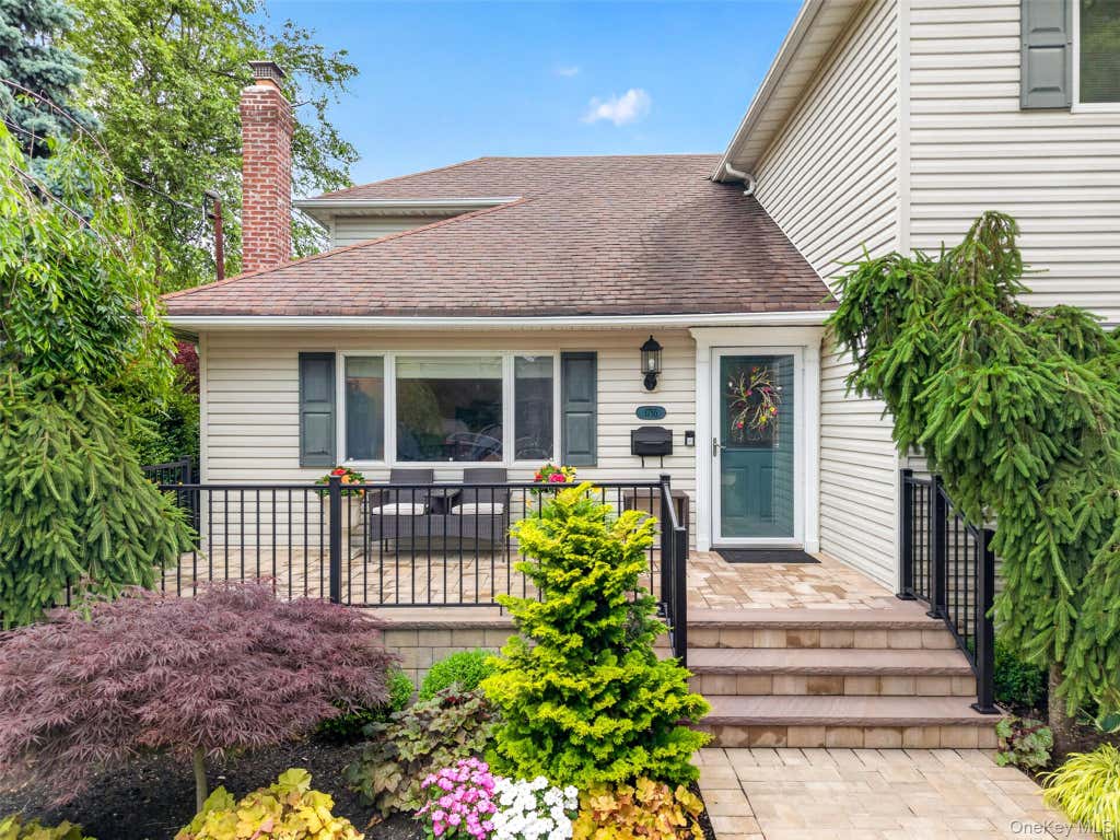 Photo of 1755 Grand Avenue, Merrick, NY 11566 (MLS # 1028421)