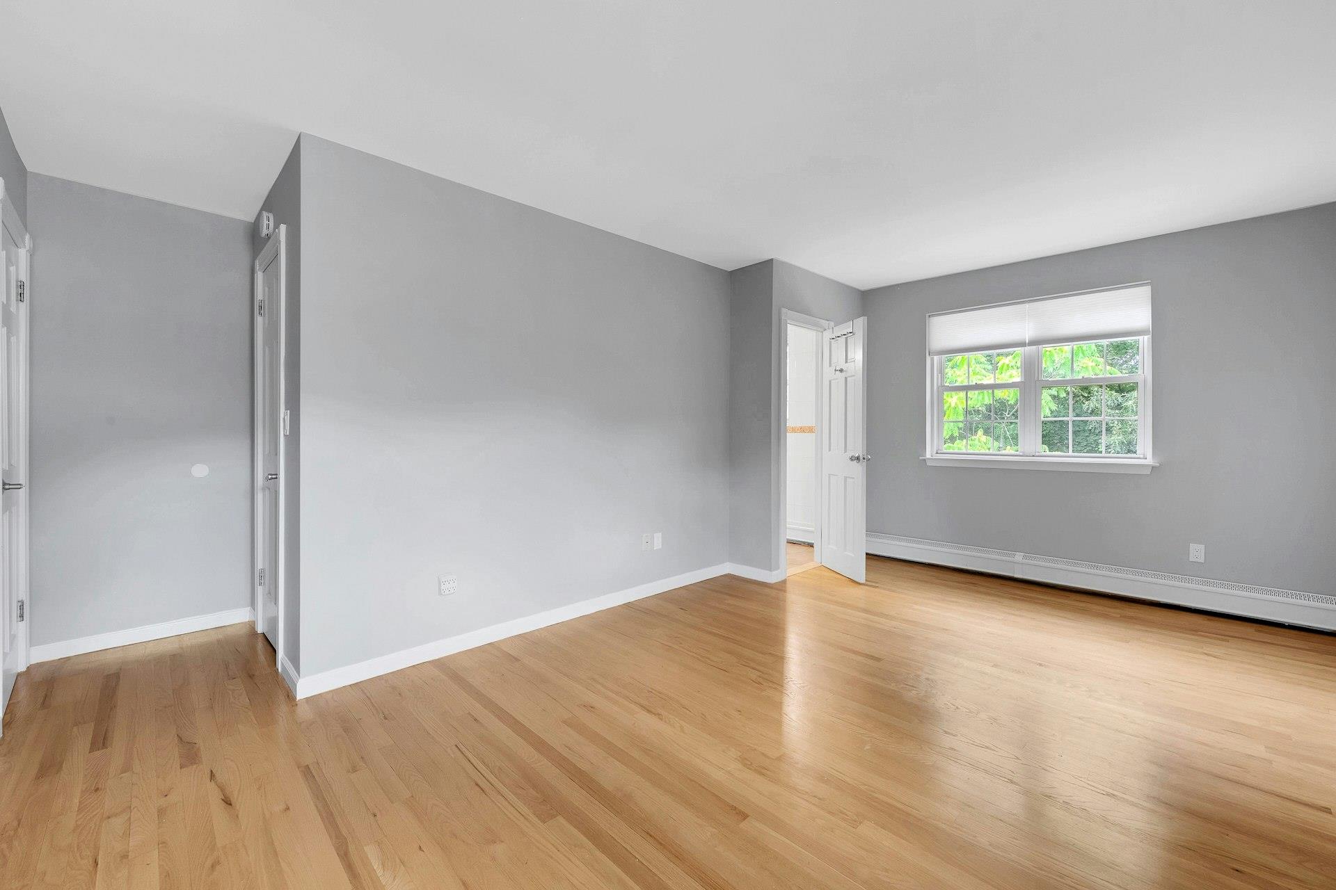 Tuckahoe, New York 10709, United States, 2 Bedrooms Bedrooms, ,2 BathroomsBathrooms,Residential,Active,170345