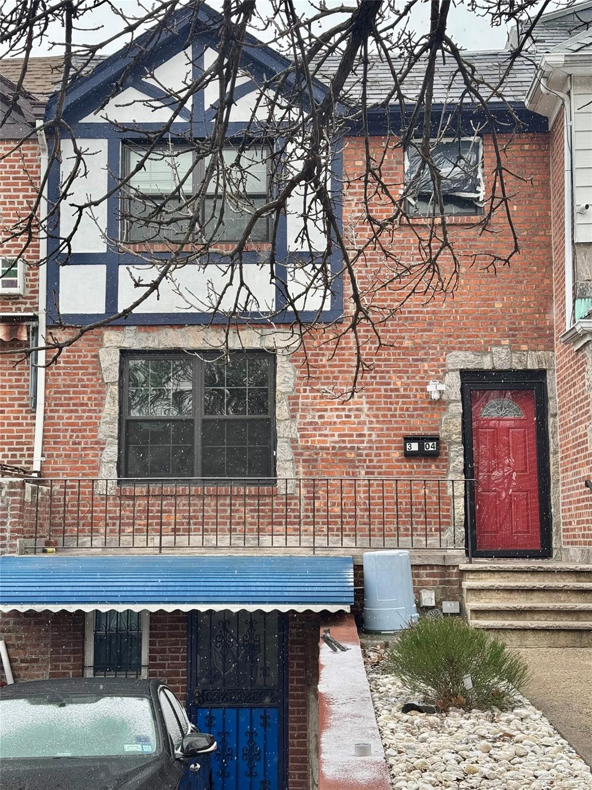 Rental Property at 69th Street, Woodside, Queens, NY - Bedrooms: 5 
Bathrooms: 2  - $4,800 MO.