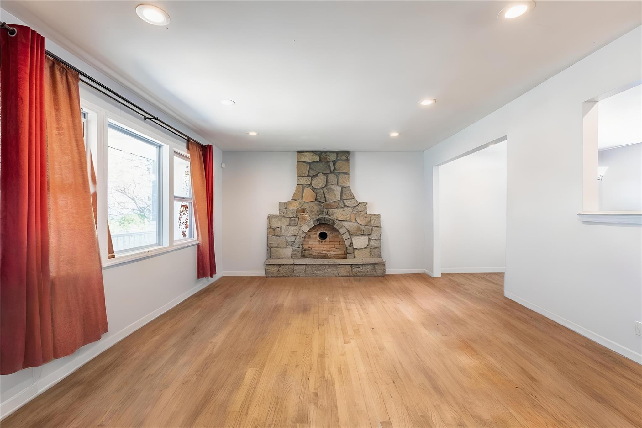 72 Tipton Drive, Shirley, New York image 3