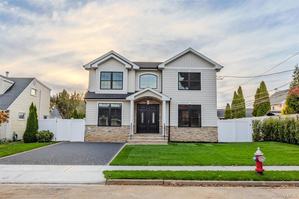 Photo of 30 Briggs Street, Hicksville, NY 11801 (MLS # 940946)