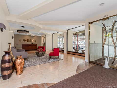 Homes For Sale - 1 David Lane #1G<br/> Yonkers, NY 10701