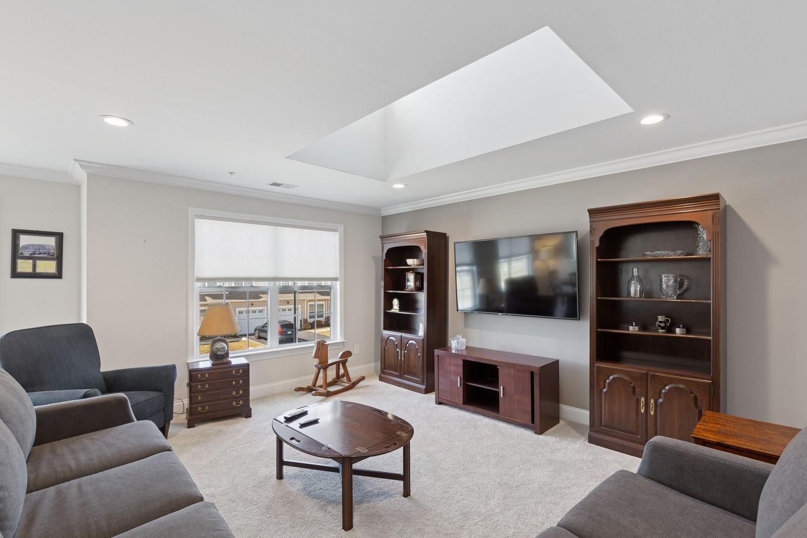 31 Avery Way, Blue Point, New York image 14