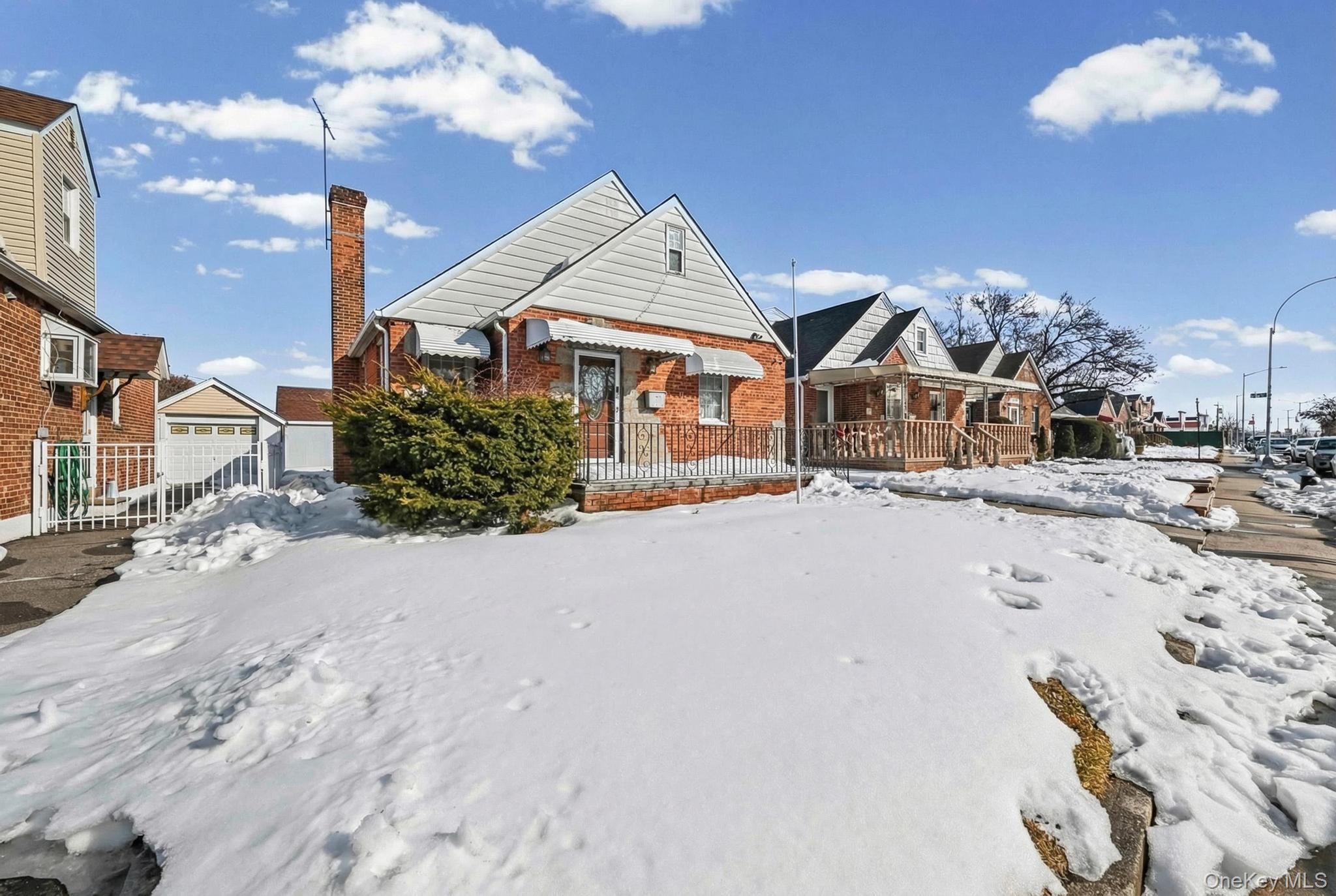 8311 Little Neck Parkway