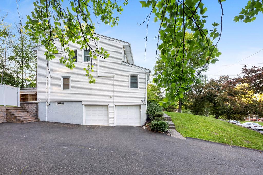 26 Sunny Ridge Road, Spring Valley, New York image 4