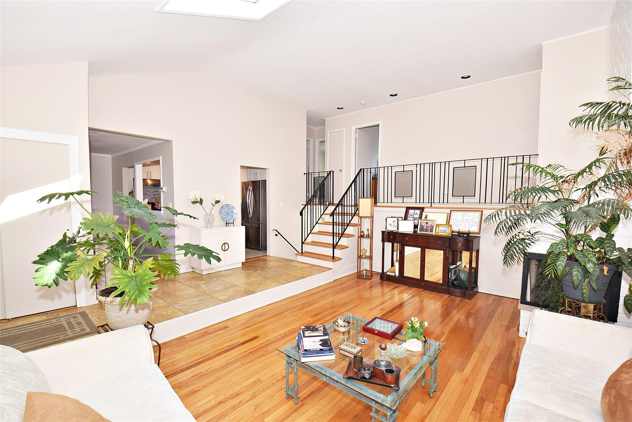 6 Gary Road, Syosset, New York image 8